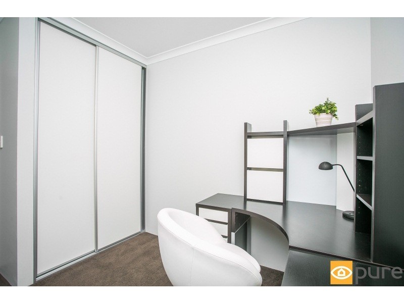 54B Barnes Street, Innaloo WA 6018