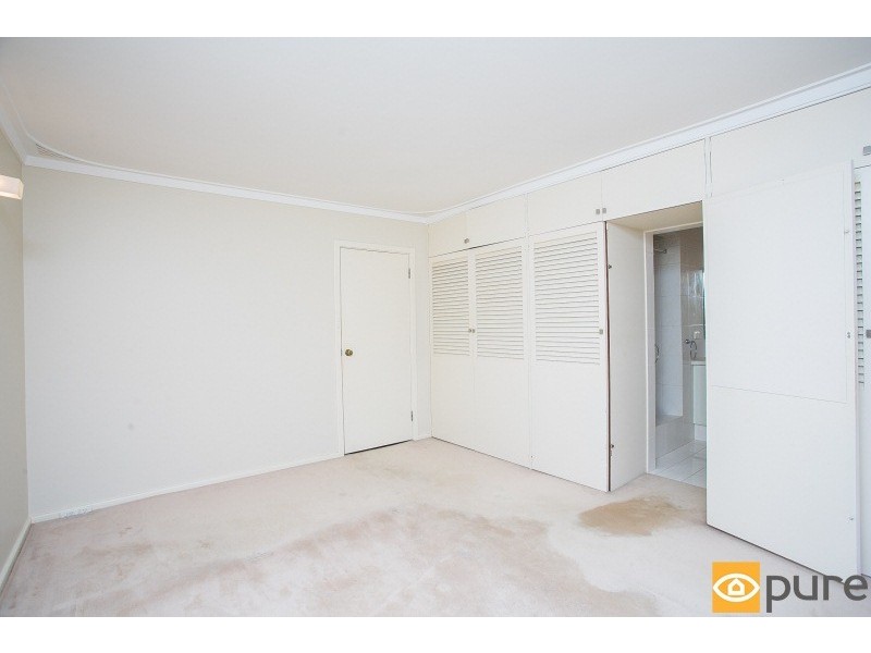 4 Kalari Drive, City Beach WA 6015