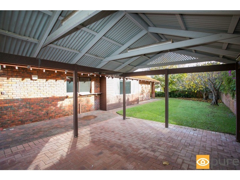 4 Kalari Drive, City Beach WA 6015