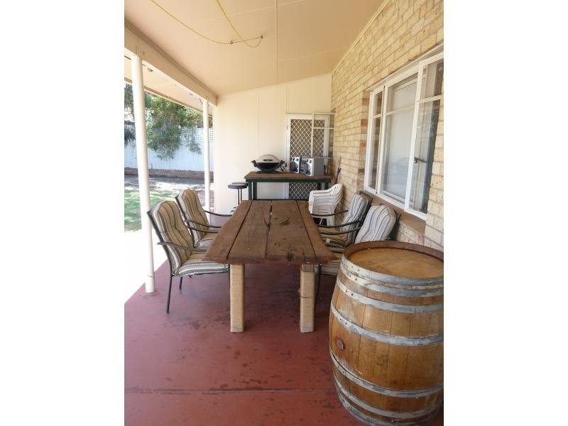 15 Christmass Street, Northam WA 6401