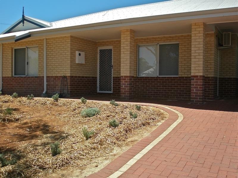 27 Selby Street, Northam WA 6401