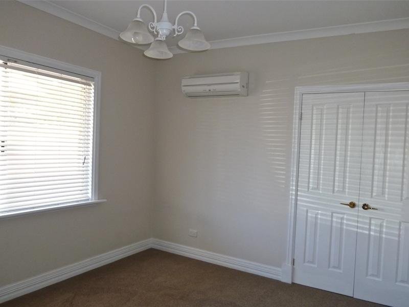 2A Hopetoun Avenue, Northam WA 6401