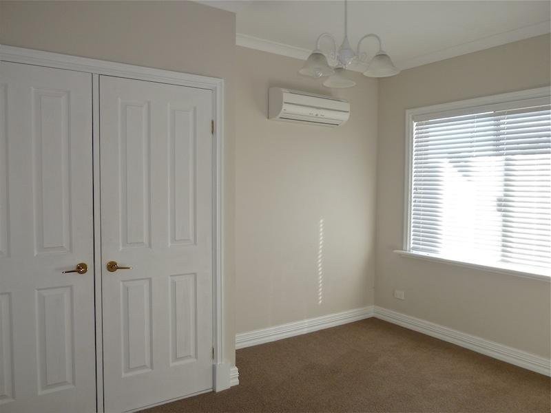 2A Hopetoun Avenue, Northam WA 6401