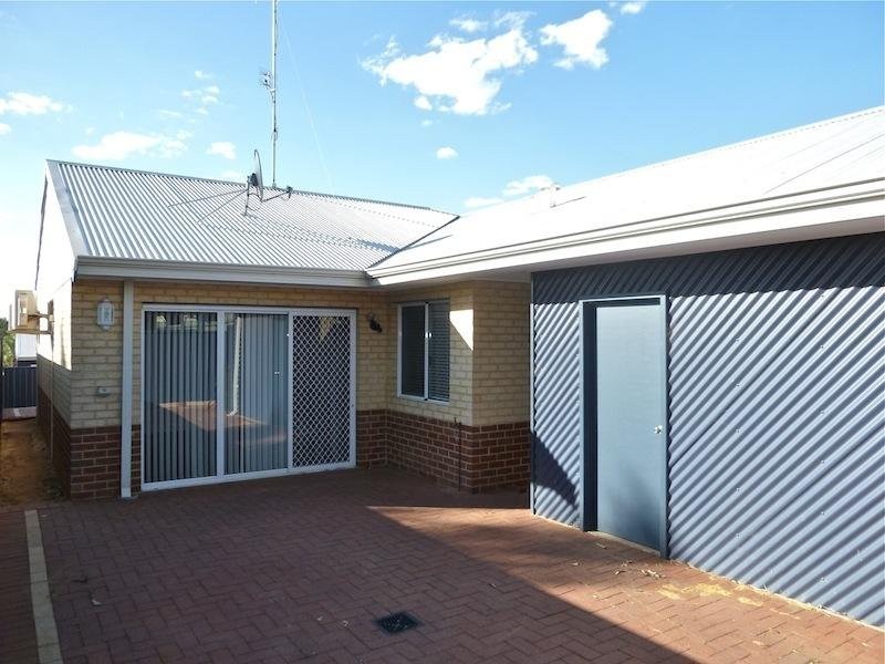 2A Hopetoun Avenue, Northam WA 6401