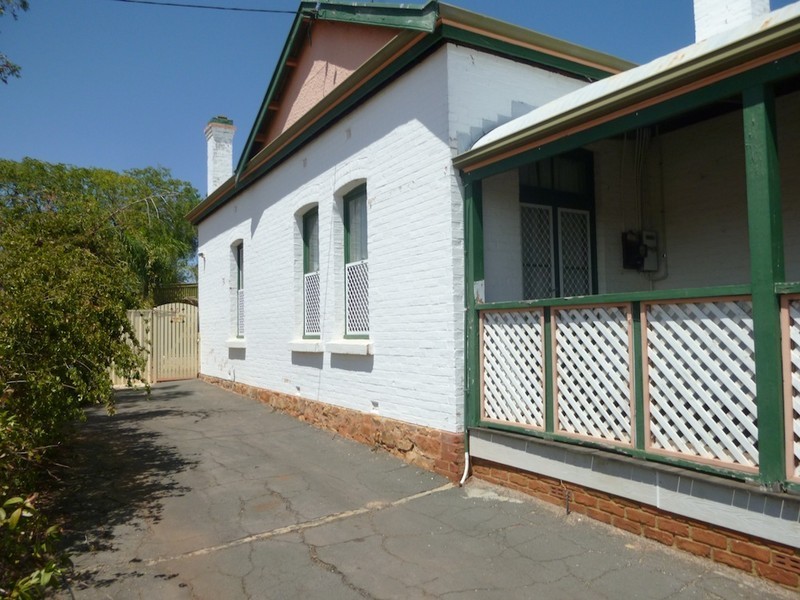 22 Parker Street, Northam WA 6401