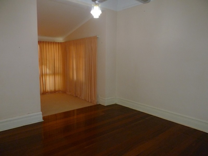 22 Parker Street, Northam WA 6401