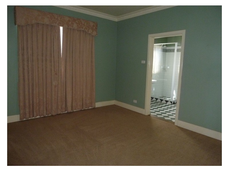 111 Chidlow Street, Northam WA 6401