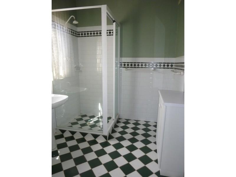 111 Chidlow Street, Northam WA 6401