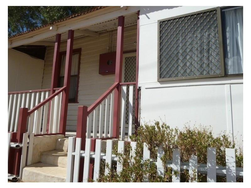 13 Hatton Street, Northam WA 6401