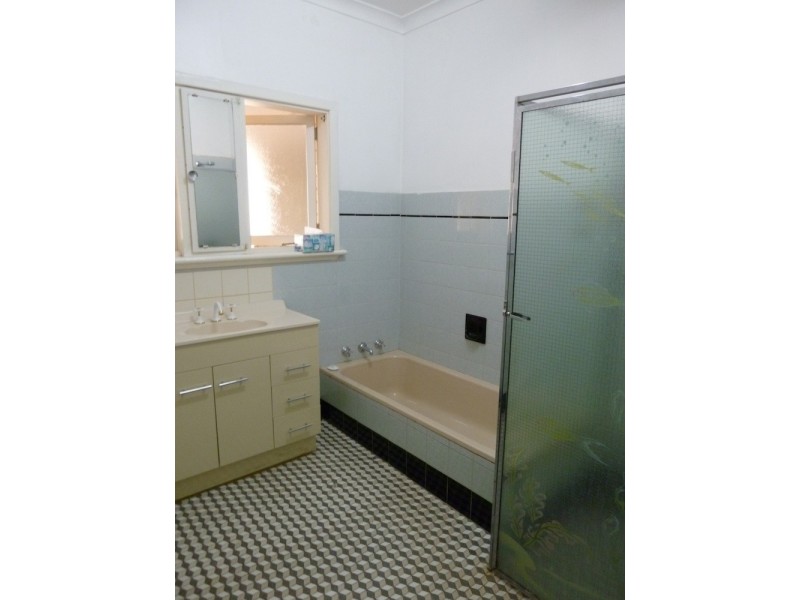 13 Tamplin Street, Northam WA 6401