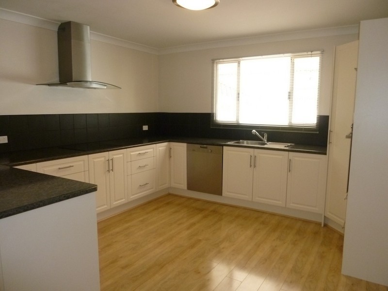 2 Nicholson Street, Northam WA 6401