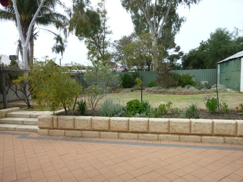 79 Chidlow Street, Northam WA 6401