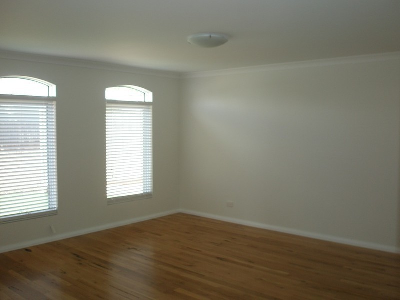 13 Dutton Street, Northam WA 6401