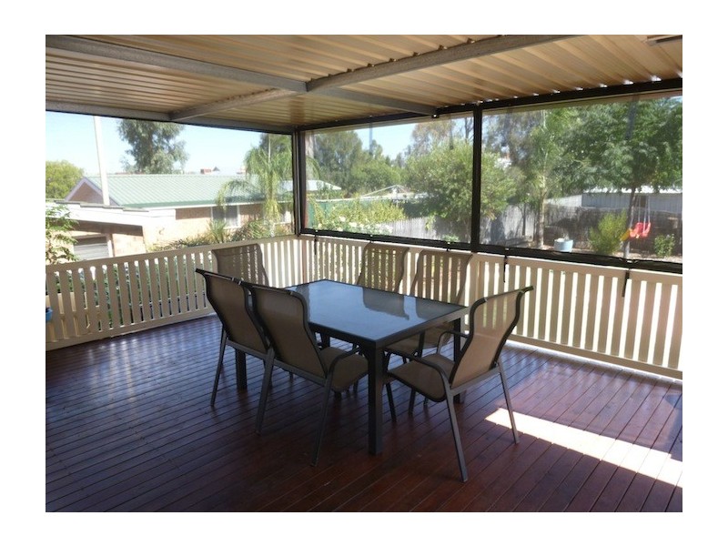 11 Christmass Street, Northam WA 6401