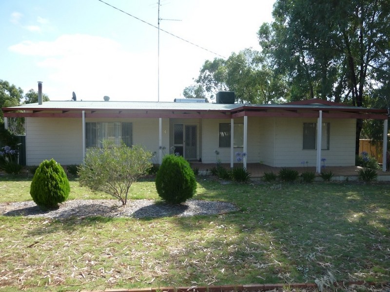 54 Wilson Street, Northam WA 6401