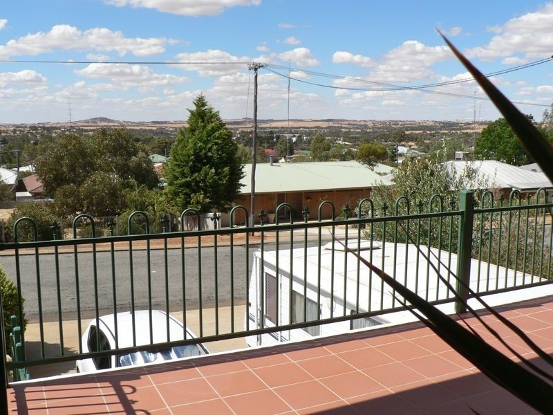 5 Hammond Place, Northam WA 6401