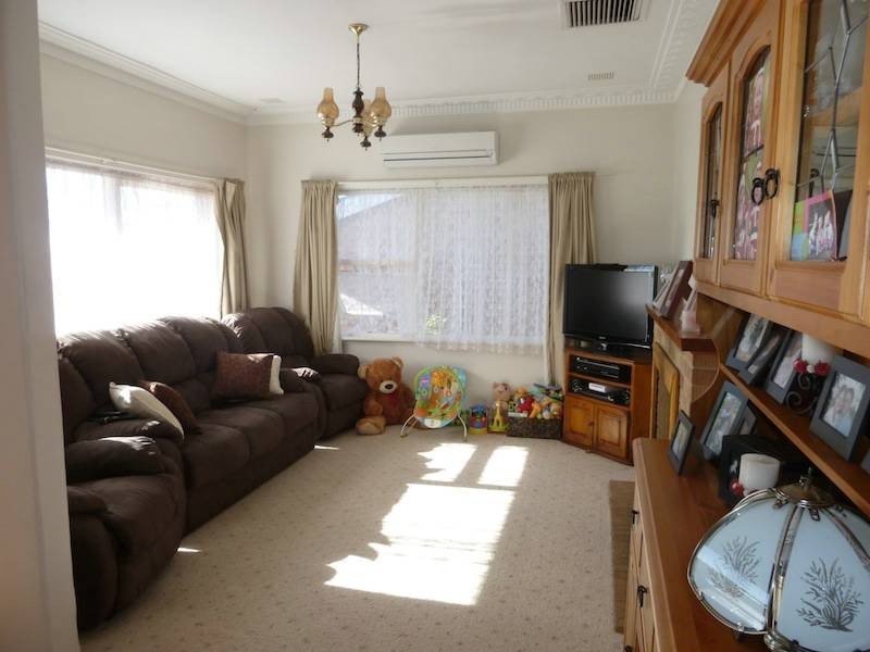 11 Christmass Street, Northam WA 6401