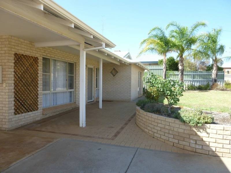 9 Killick Street, Northam WA 6401