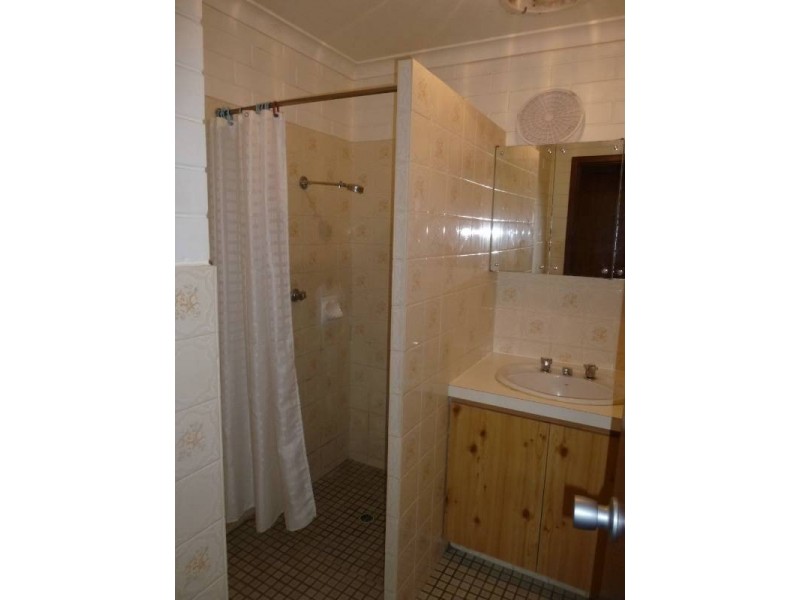 5 Thomson Street, Northam WA 6401