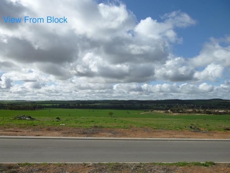 7 Fairway Bend, Northam WA 6401