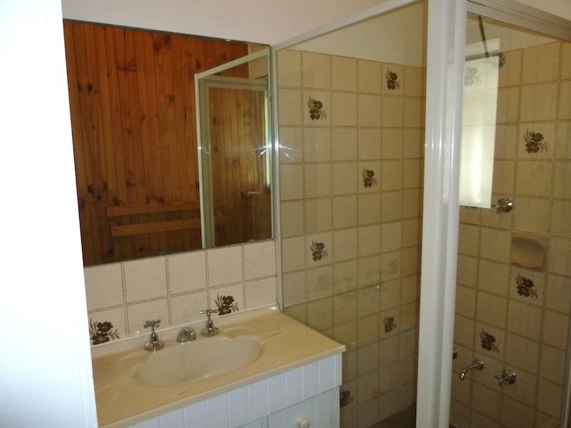 9 Thomson Street, Northam WA 6401