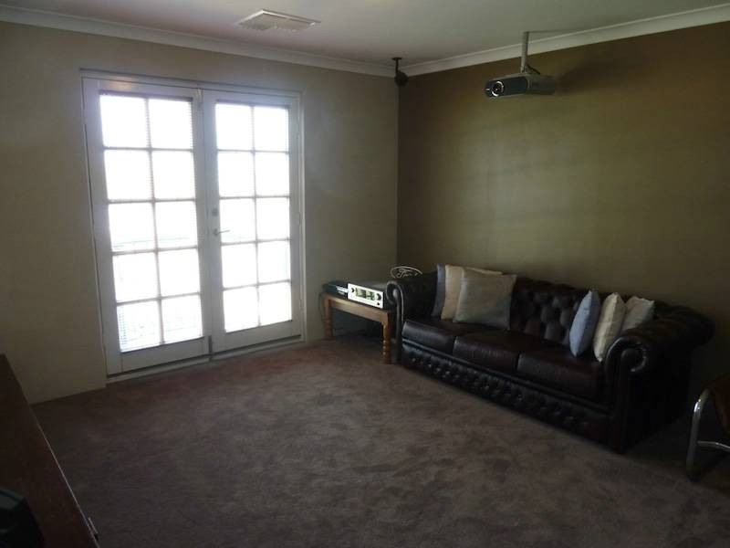 9 Birdie Place, Northam WA 6401