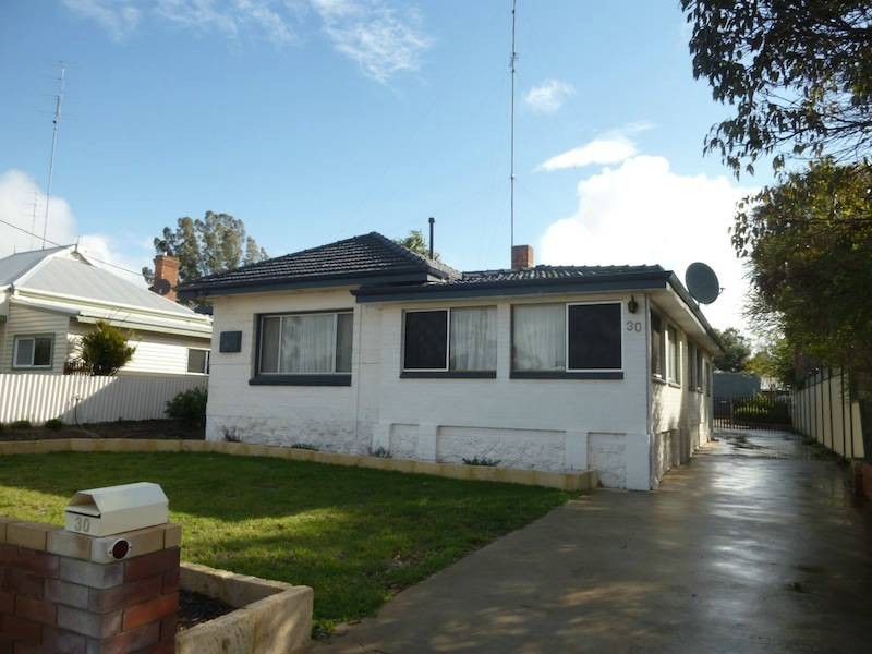 30 Chidlow Street, Northam WA 6401