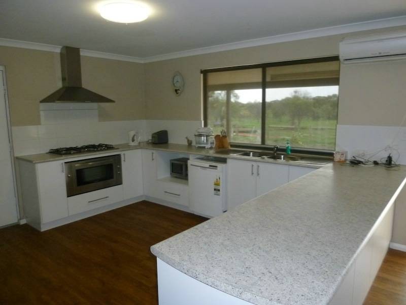 81 Tank Street, Grass Valley WA 6403