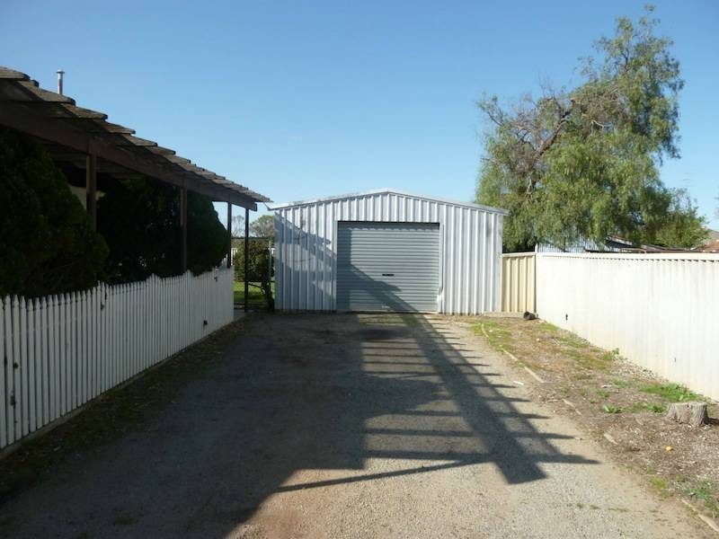 6 Millington Street, Northam WA 6401