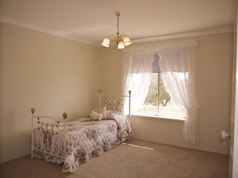 39 Roediger Drive, Northam WA 6401