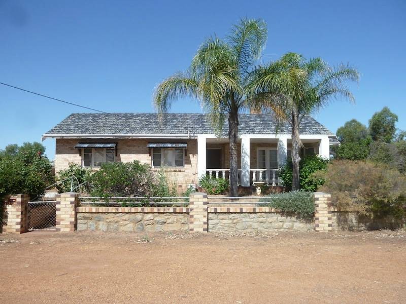 5 and 7 Millington Street, Northam WA 6401