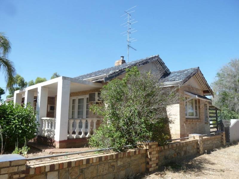 5 and 7 Millington Street, Northam WA 6401