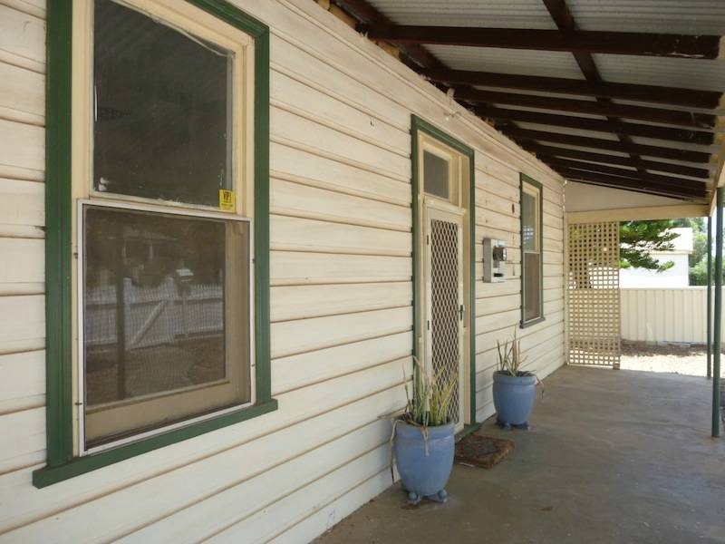 18 Selby Street, Northam WA 6401