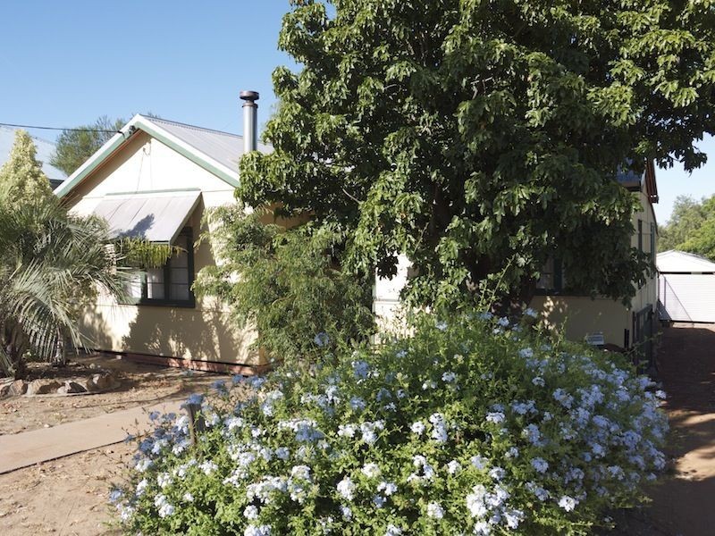 42 Stirling Street, Northam WA 6401