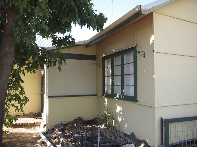 42 Stirling Street, Northam WA 6401