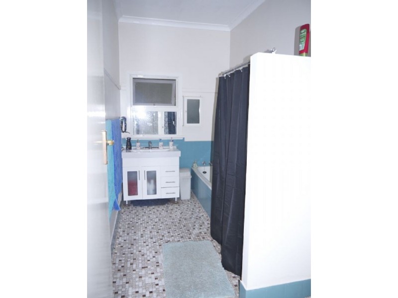 16 Turner Street, Northam WA 6401