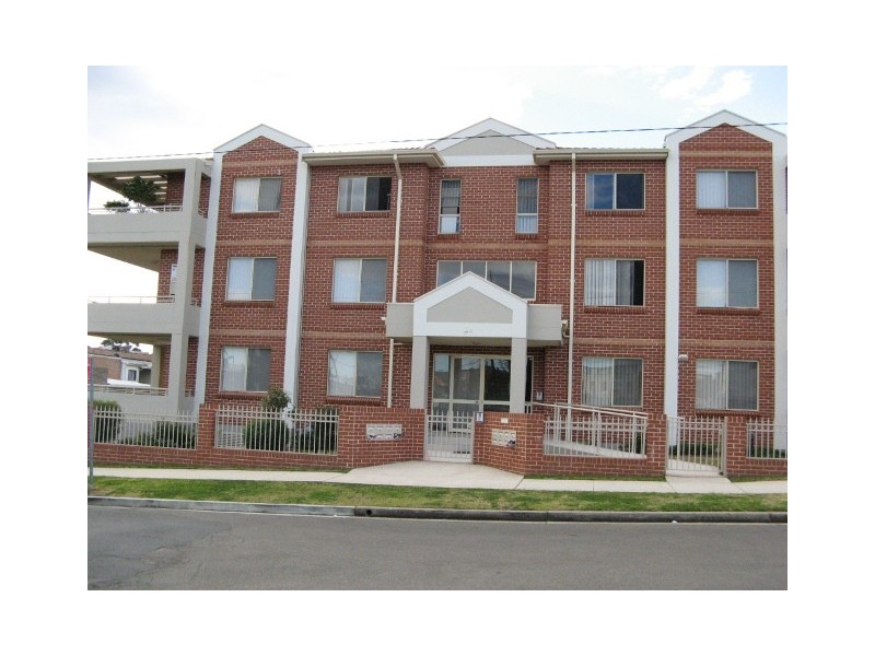 5/2A Morotai Avenue, Riverwood NSW 2210
