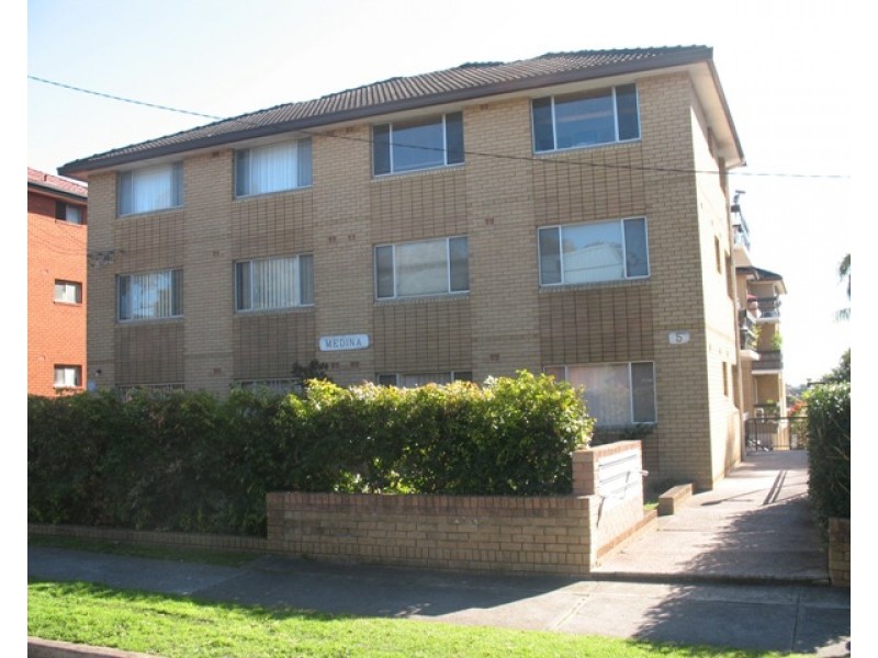 10/5 St Albans Road, Kingsgrove NSW 2208