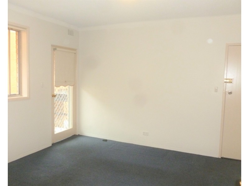 10/5 St Albans Road, Kingsgrove NSW 2208