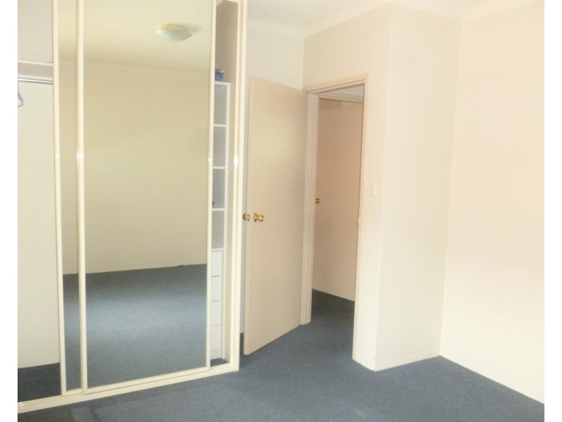 10/5 St Albans Road, Kingsgrove NSW 2208