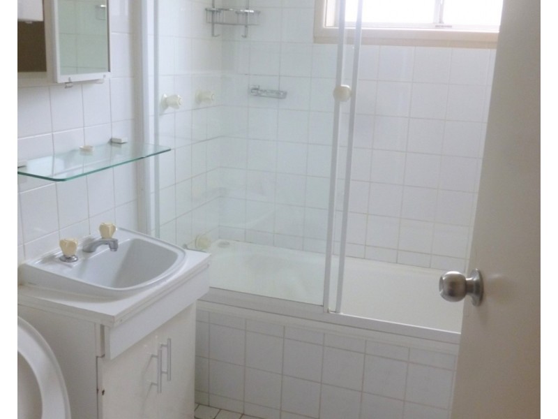 10/5 St Albans Road, Kingsgrove NSW 2208