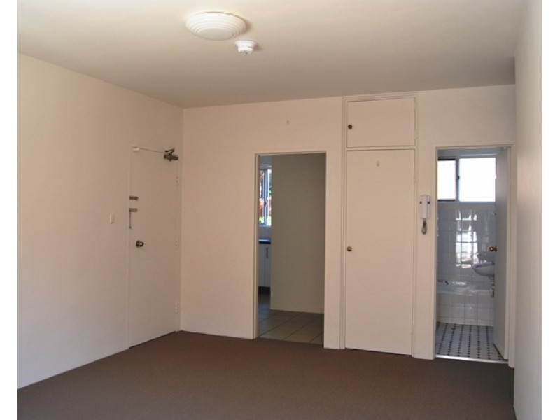 1/7 Phillip Street, Roselands NSW 2196