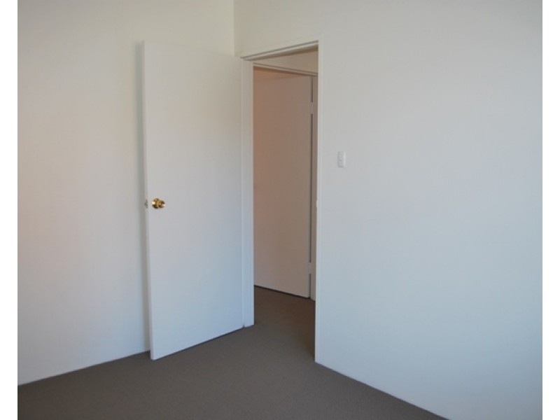 1/7 Phillip Street, Roselands NSW 2196