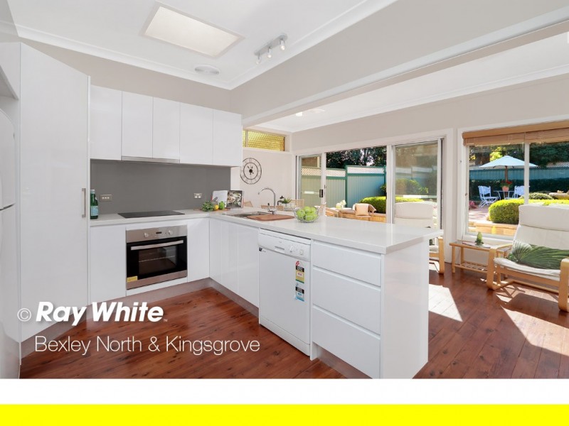 3 Leigh Avenue, Roselands NSW 2196