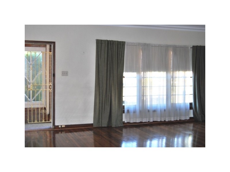 1 Banner Road, Kingsgrove NSW 2208