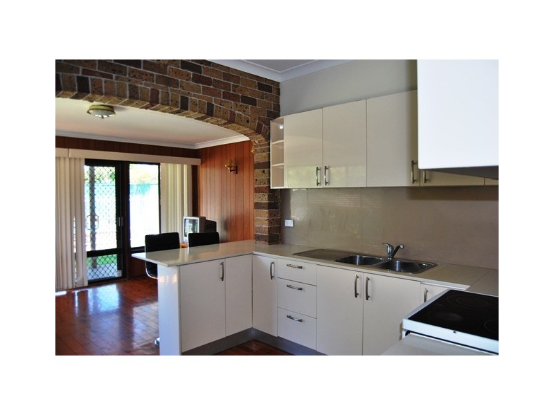 25 New England Drive, Kingsgrove NSW 2208