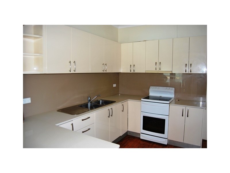 25 New England Drive, Kingsgrove NSW 2208