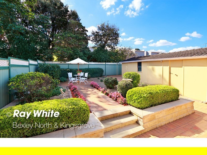 3 Leigh Avenue, Roselands NSW 2196