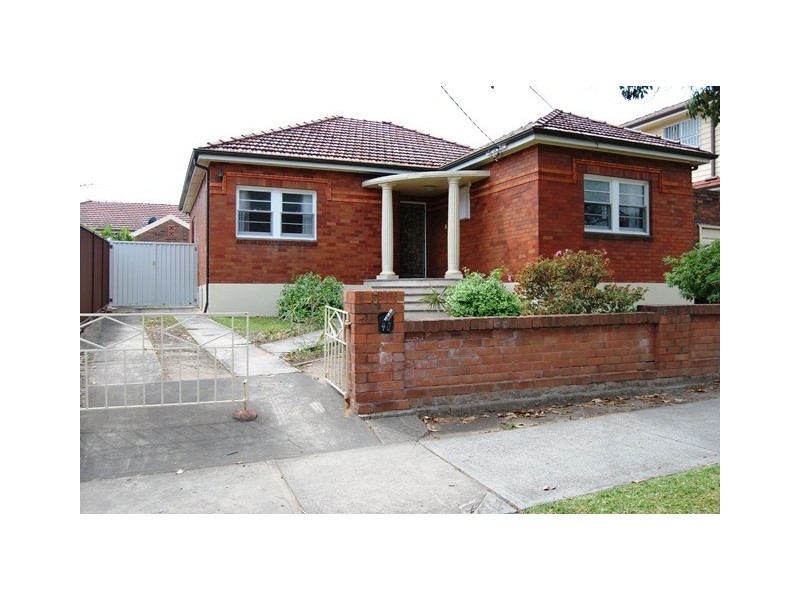 40 Caroline Street, Kingsgrove NSW 2208