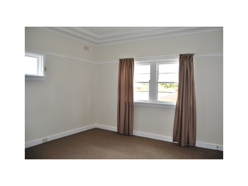 40 Caroline Street, Kingsgrove NSW 2208